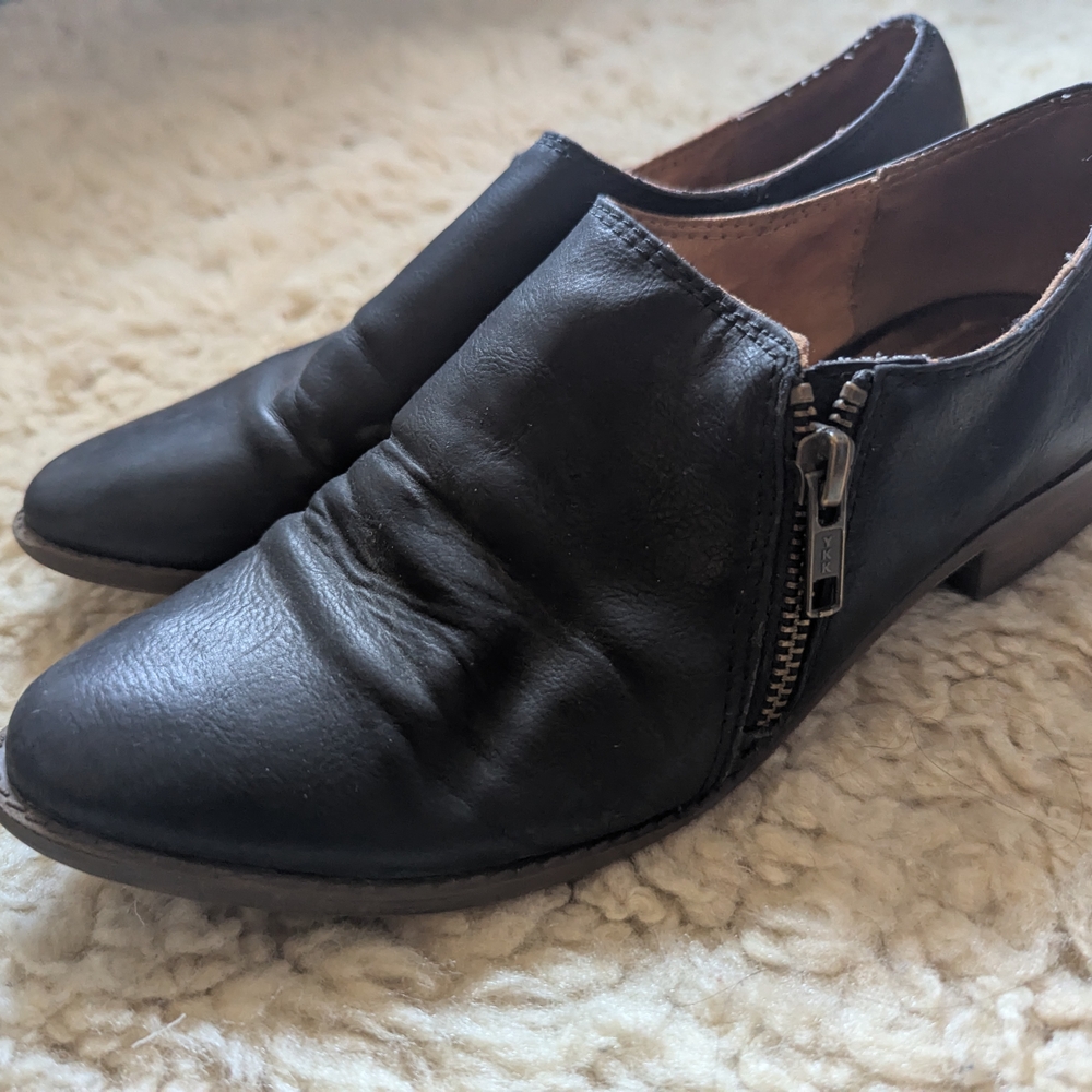 Women's Black Leather Shoes